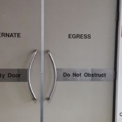 Comes with "DO NOT OBSTRUCT" sign, which is very handy.